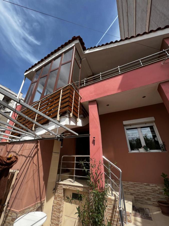 Ferienwohnung Retreat In The Centre Of Korce Exterior foto