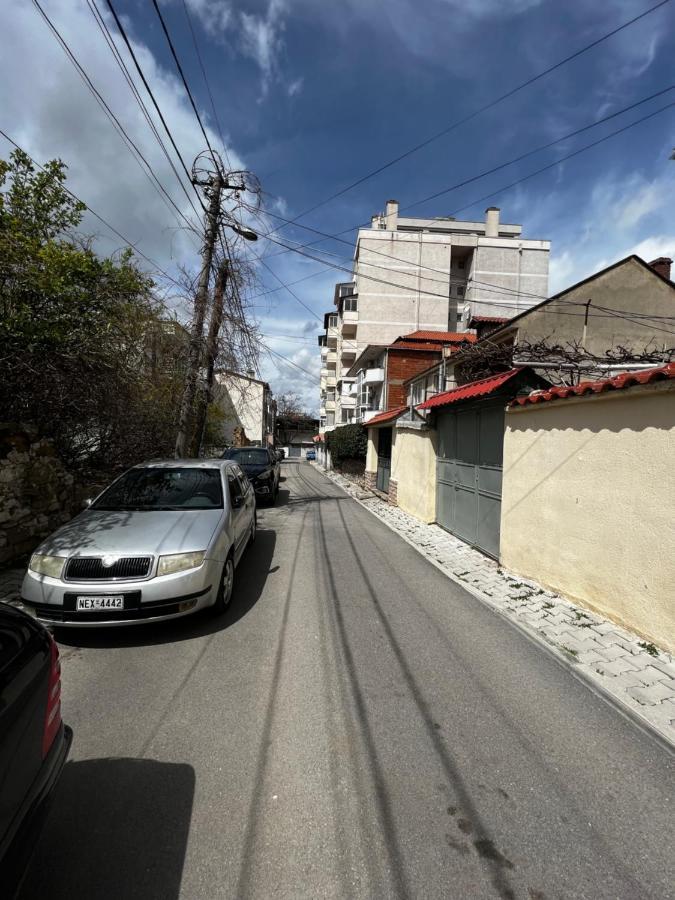 Ferienwohnung Retreat In The Centre Of Korce Exterior foto